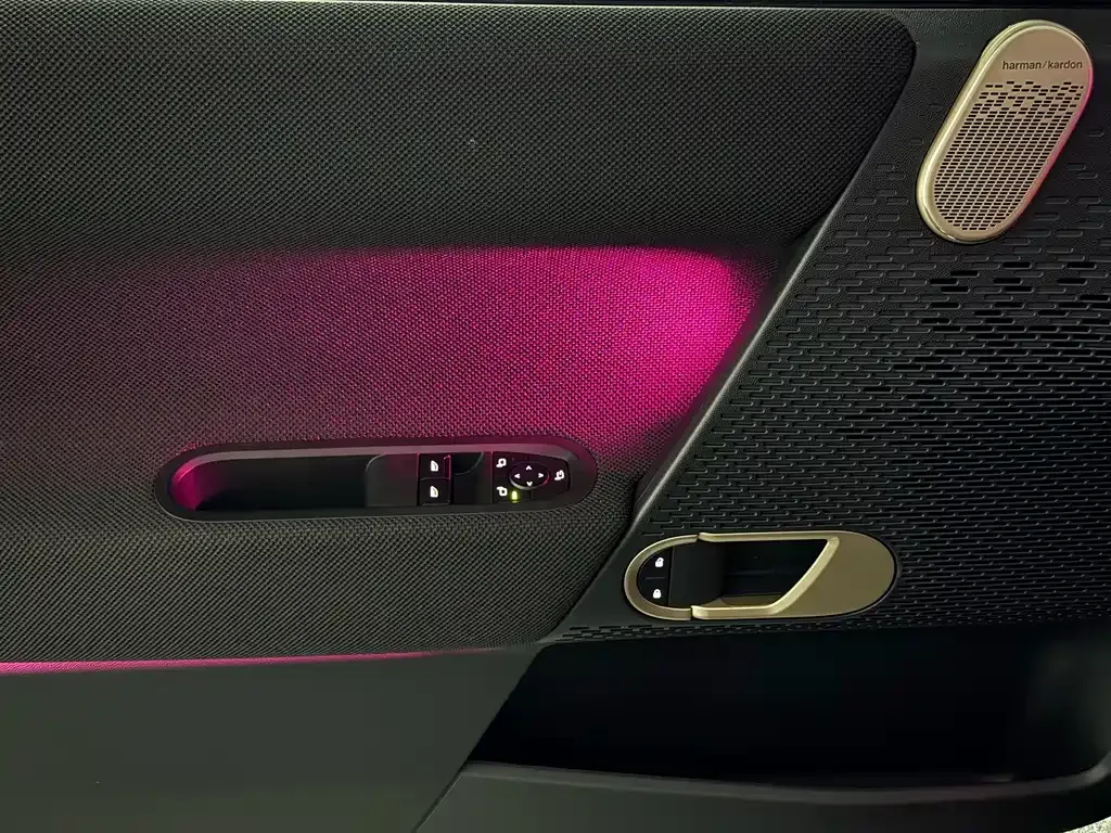 MINI JCW Electric 2025 из CN, фото 9