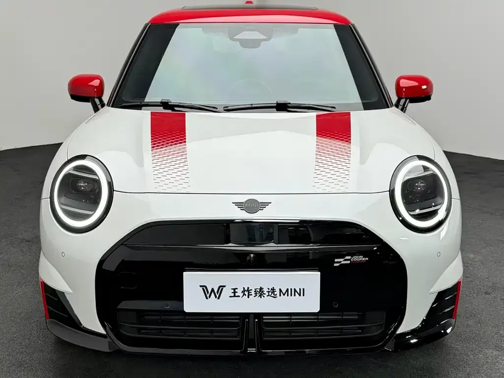 MINI JCW Electric 2025 из CN, фото 4
