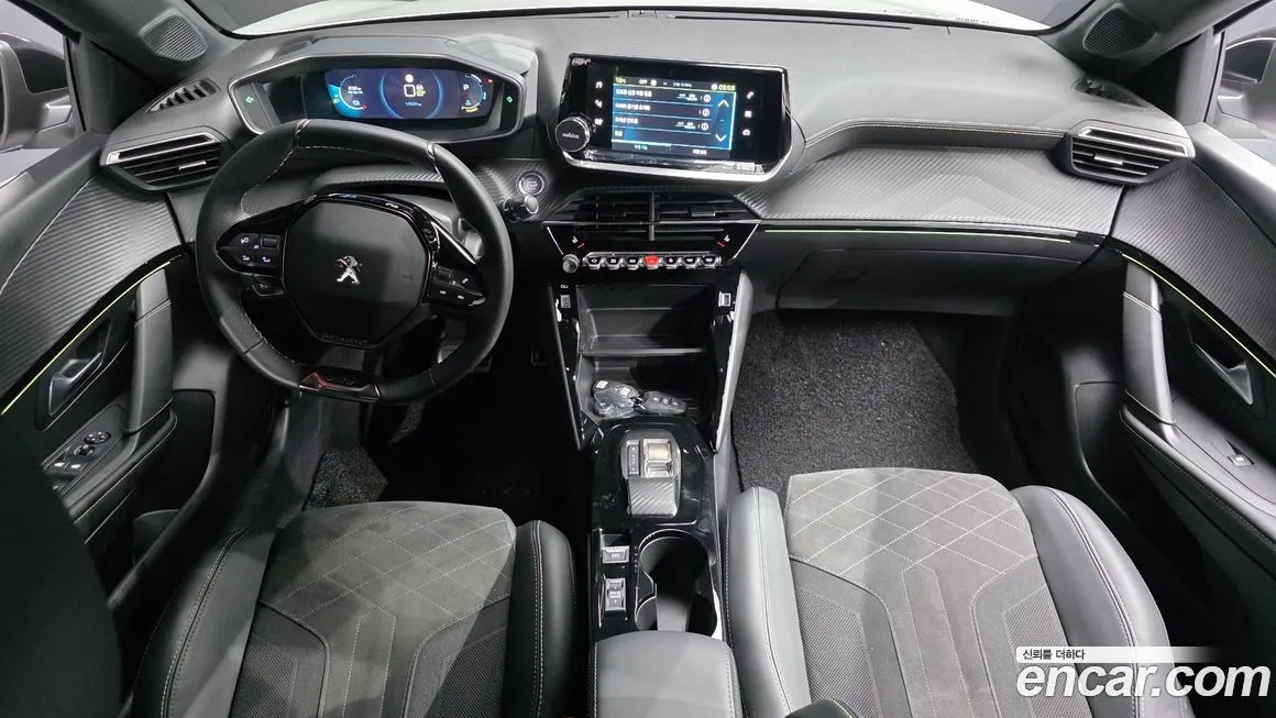 Peugeot 208 2023 из KR, фото 8