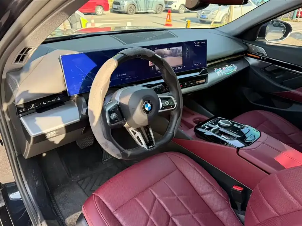 BMW 5 Series — фото 2