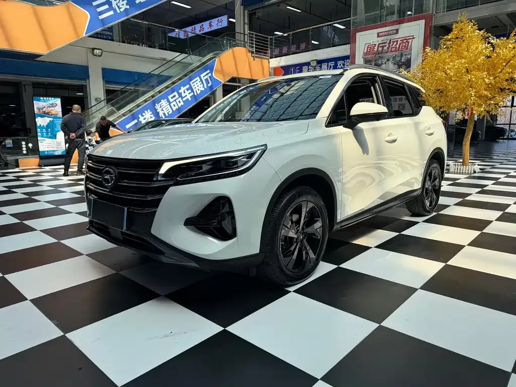 GAC Motor Trumpchi GS4 — фото 1