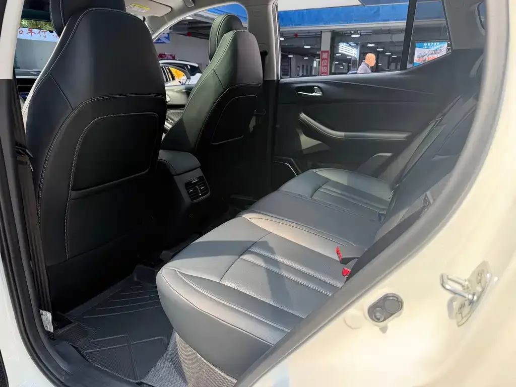 GAC Motor Trumpchi GS4 — фото 2