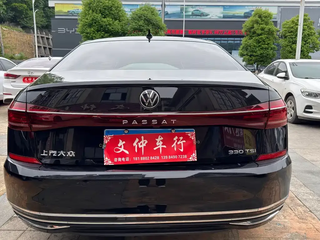 Volkswagen Passat — фото 9