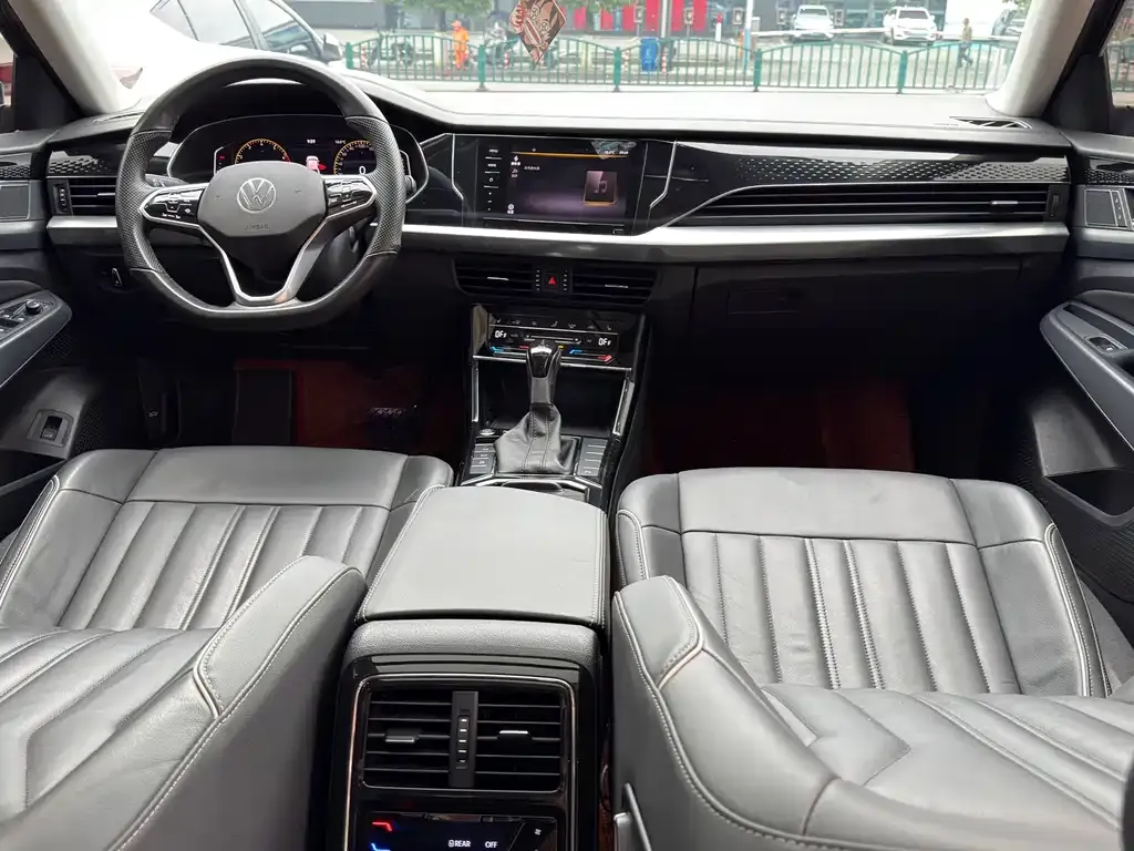 Volkswagen Passat — фото 4