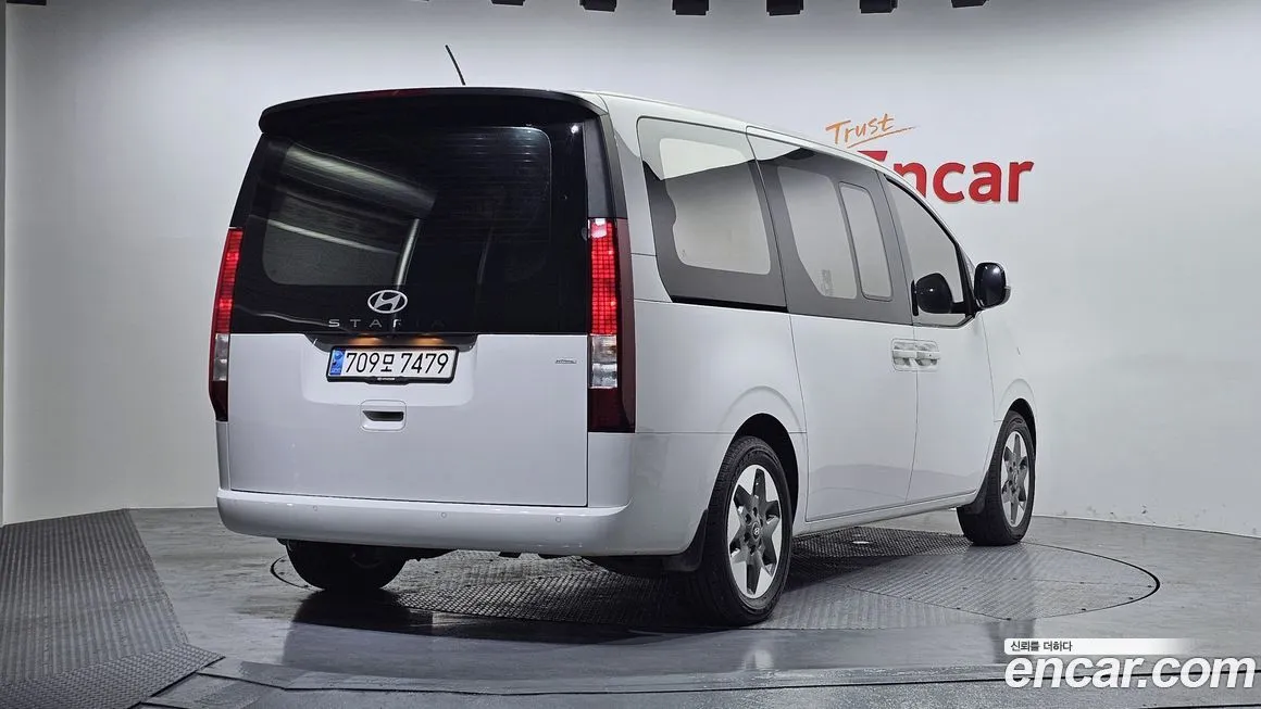 Hyundai Staria 2025 из KR, фото 7