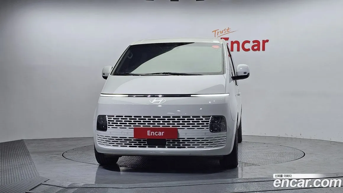 Hyundai Staria 2025 из KR, фото 3