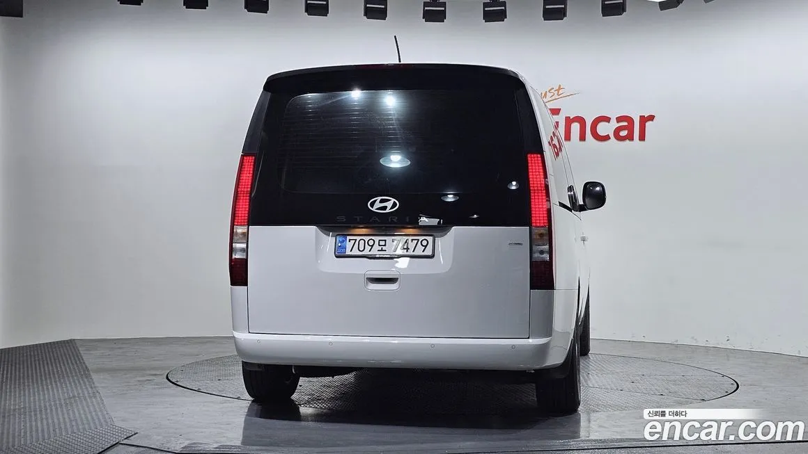 Hyundai Staria 2025 из KR, фото 9
