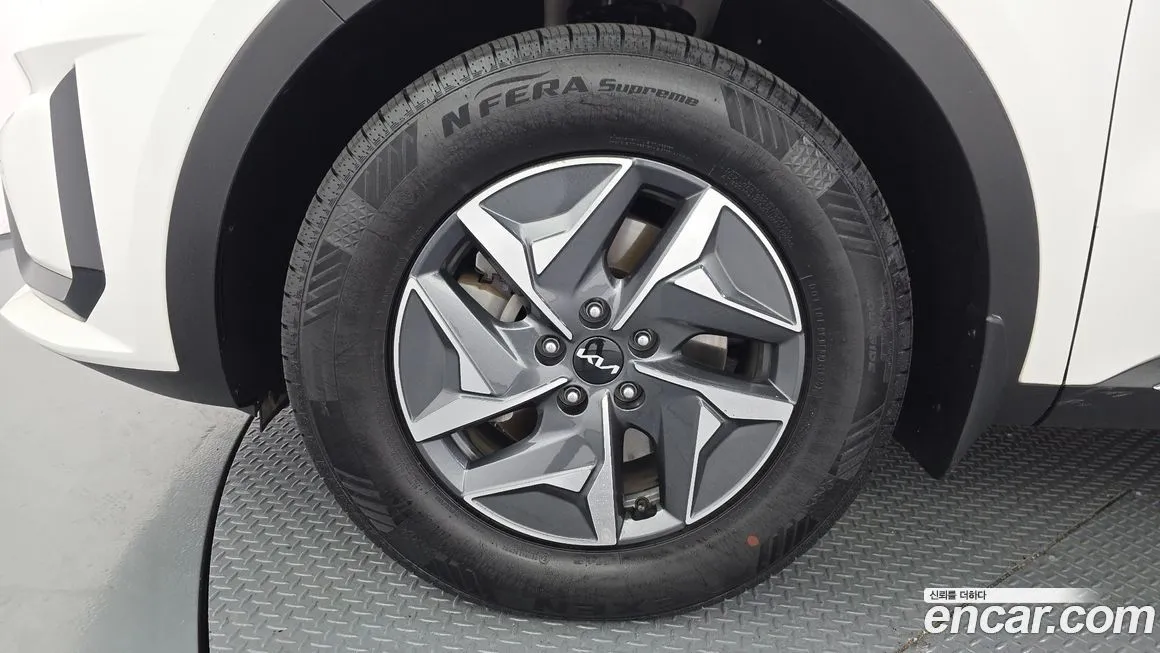Kia Sorento — фото 9