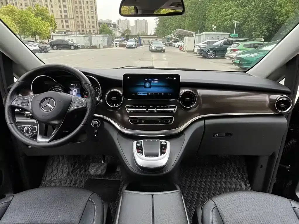 Mercedes-Benz V-Class 2022 из CN, фото 10