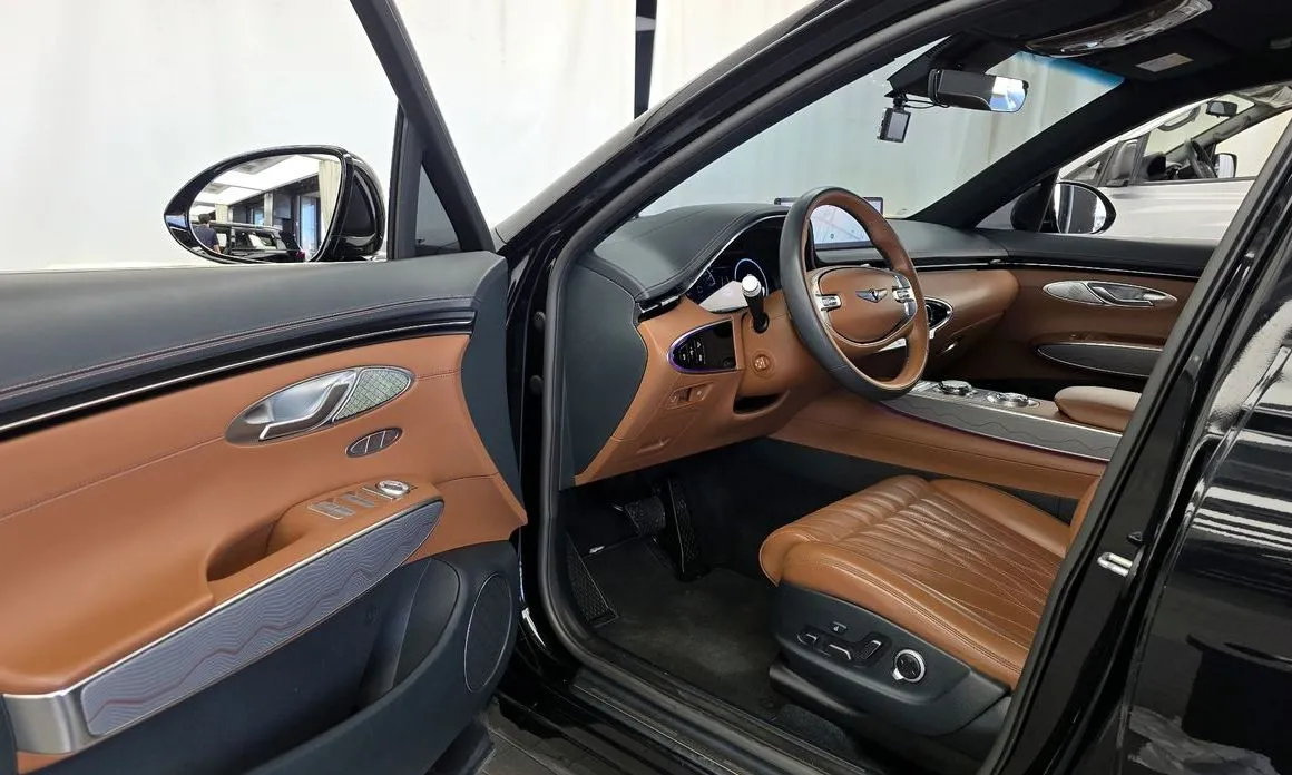 Genesis GV70 2021 из KR, фото 3