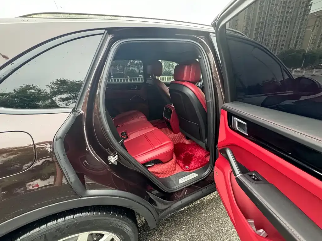 Porsche Cayenne Hybrid 2021 из CN, фото 4
