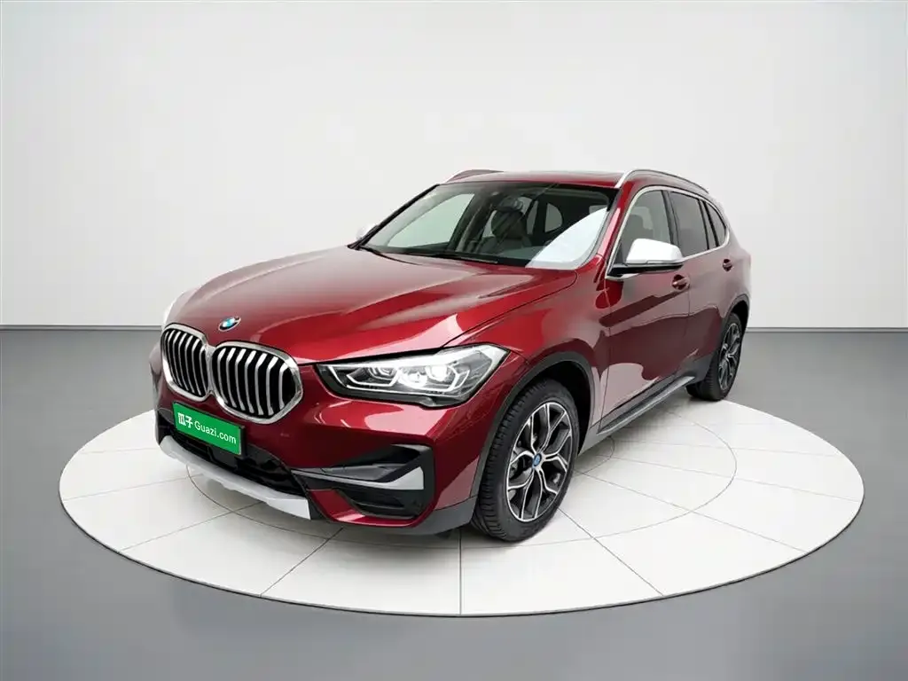 BMW X1 — фото 1