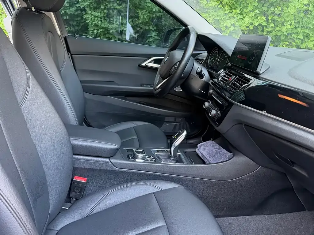 BMW 1 Series 2023 из CN, фото 5