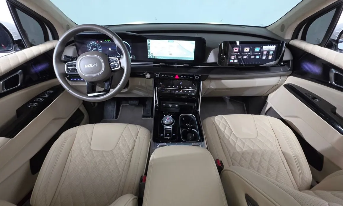Kia Carnival — фото 10