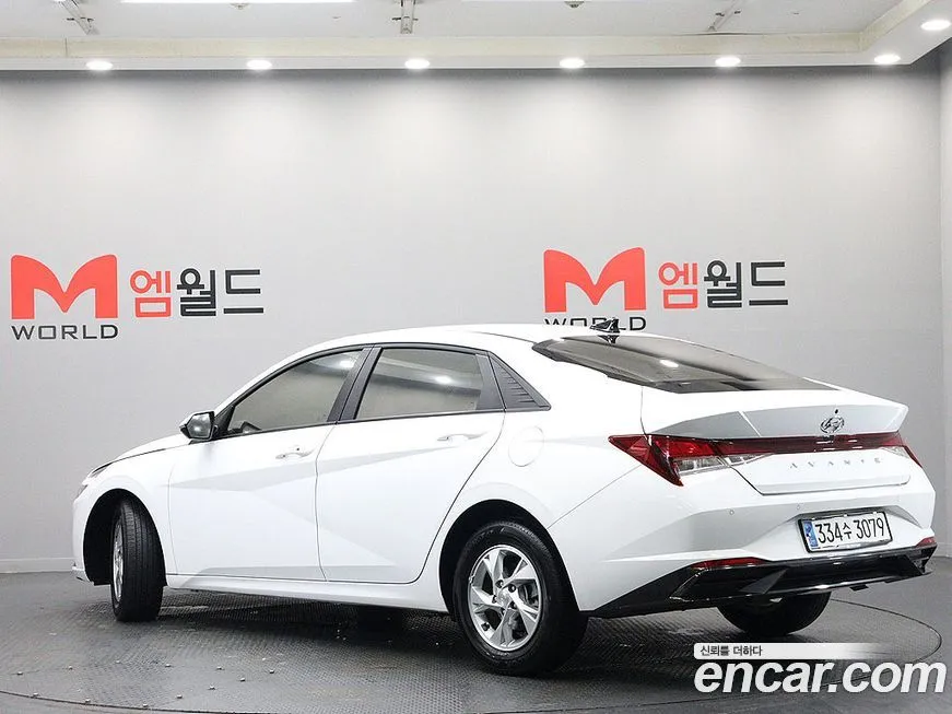 Hyundai AVANTE — фото 3