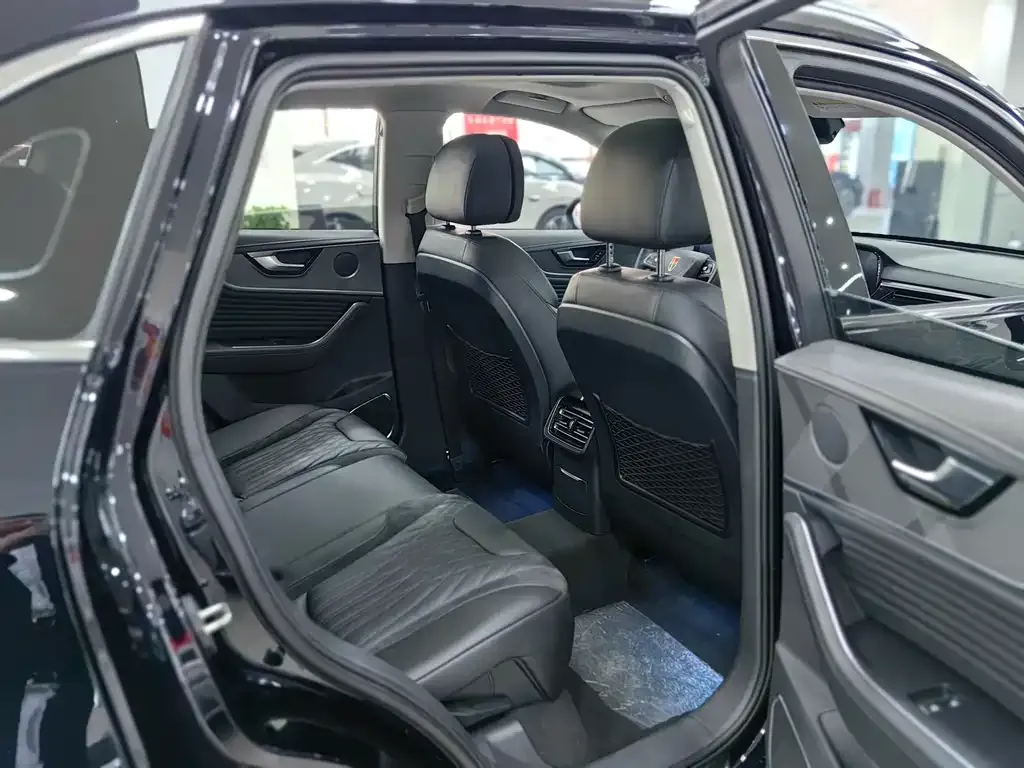 Hongqi HS5 2024 из CN, фото 10