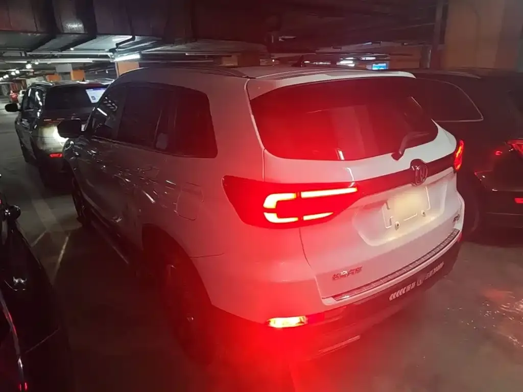 Changan CS75 2025 из CN, фото 5