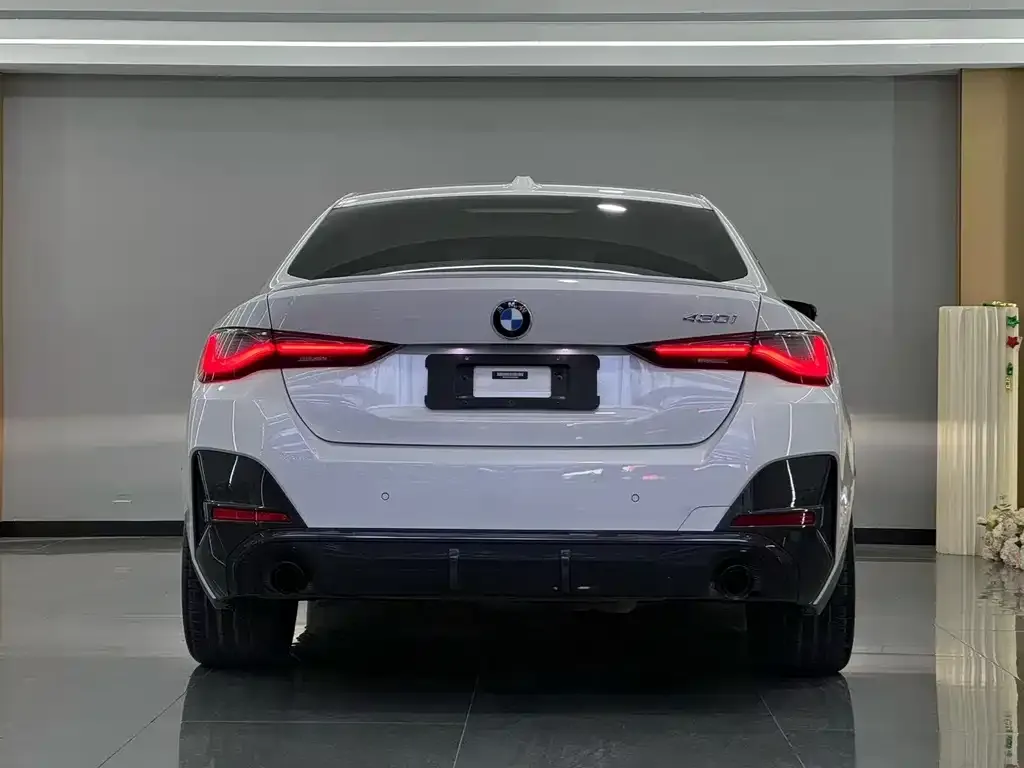 BMW 4 Series 2022 из CN, фото 2