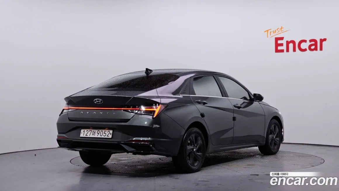 Hyundai AVANTE 2021 из KR, фото 3