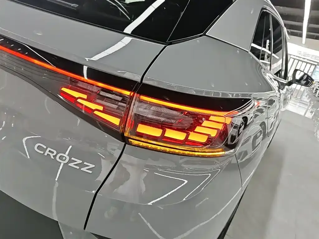 Volkswagen ID.4 Crozz — фото 10