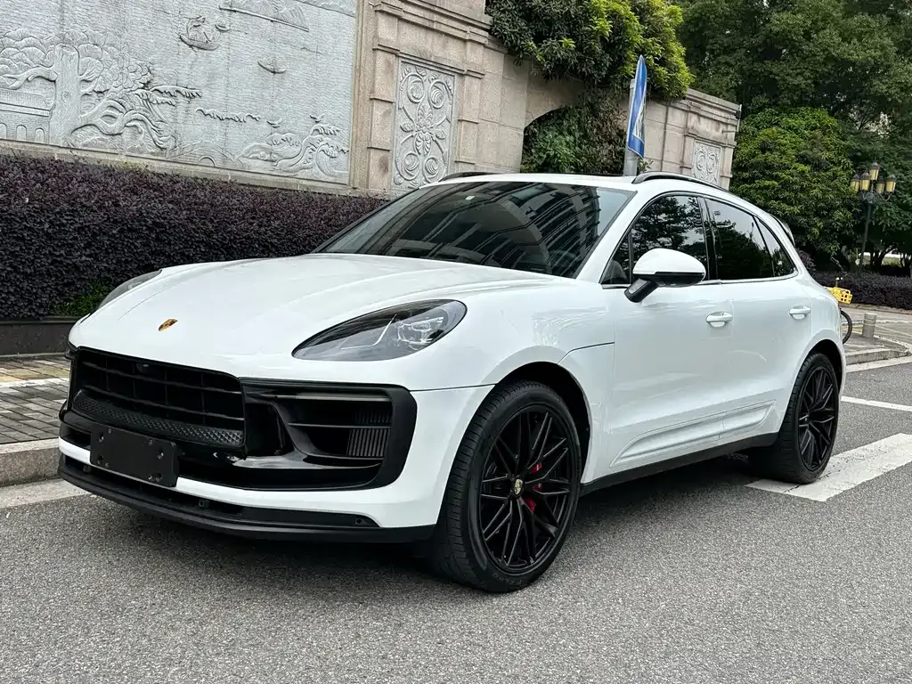 Porsche Macan — фото 1