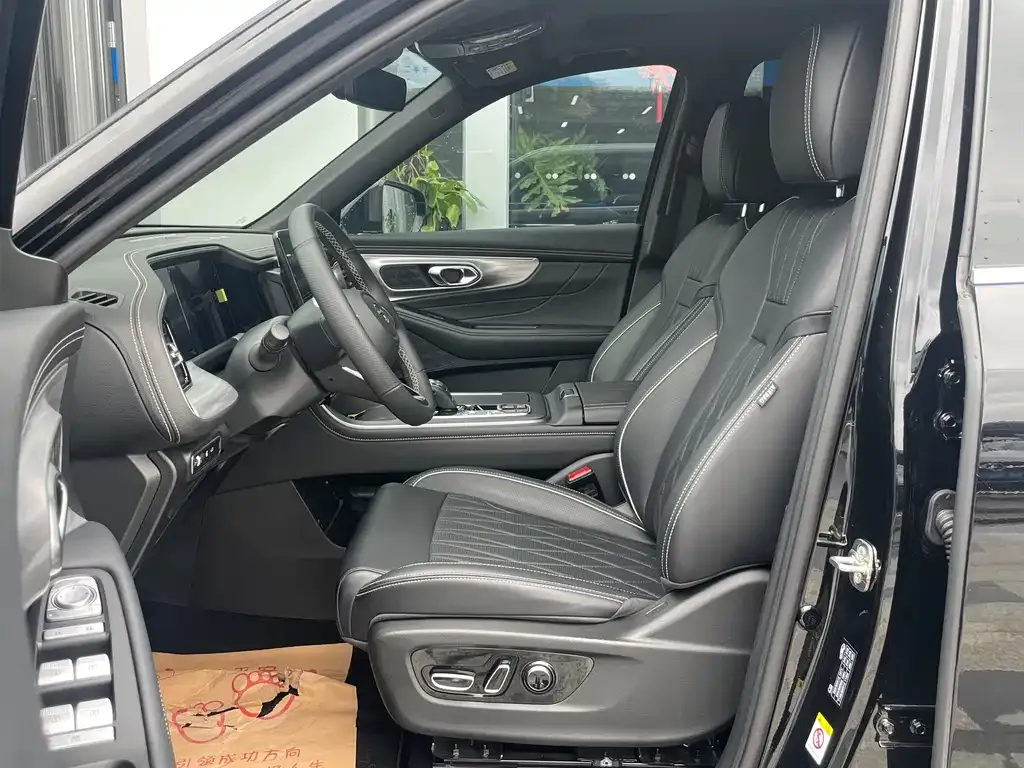 GAC Motor Trumpchi GS8 — фото 6