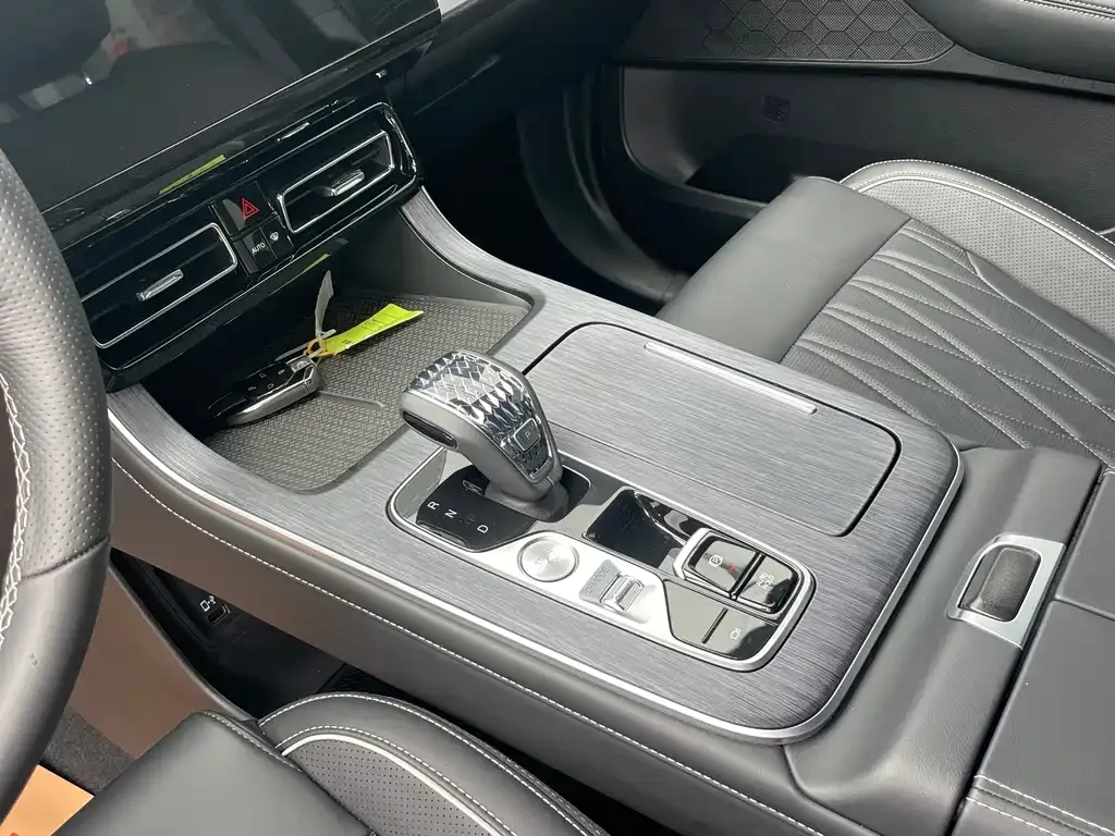 GAC Motor Trumpchi GS8 — фото 10