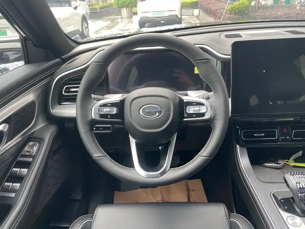 GAC Motor Trumpchi GS8 — фото 2