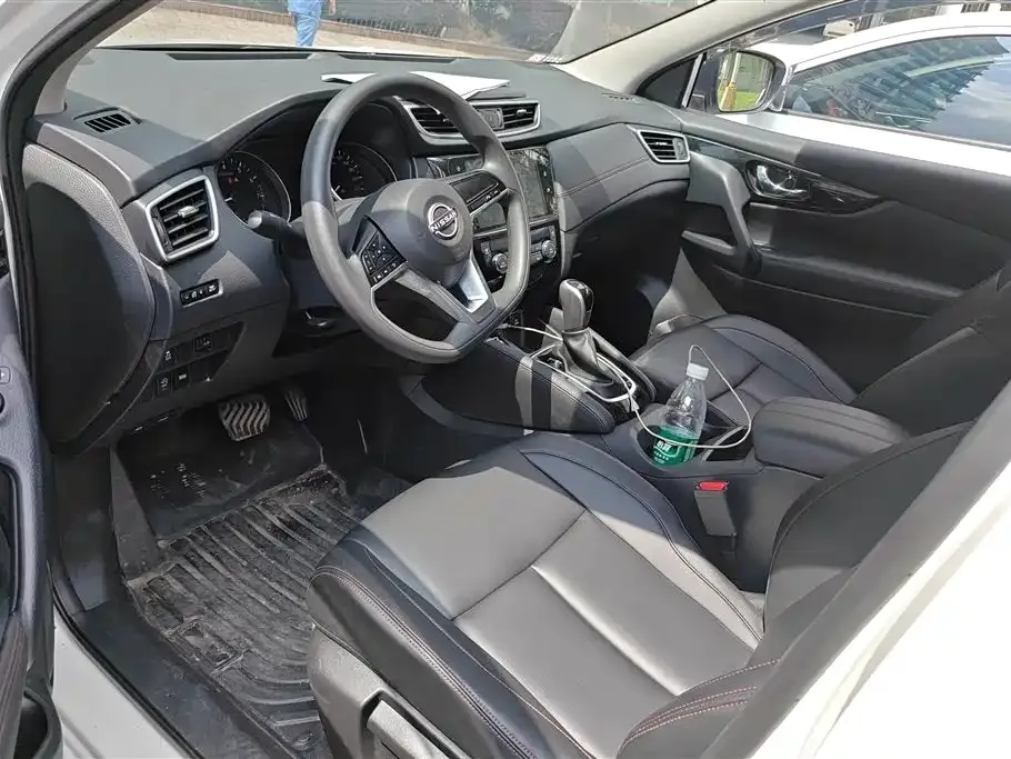 Nissan Qashqai — фото 5