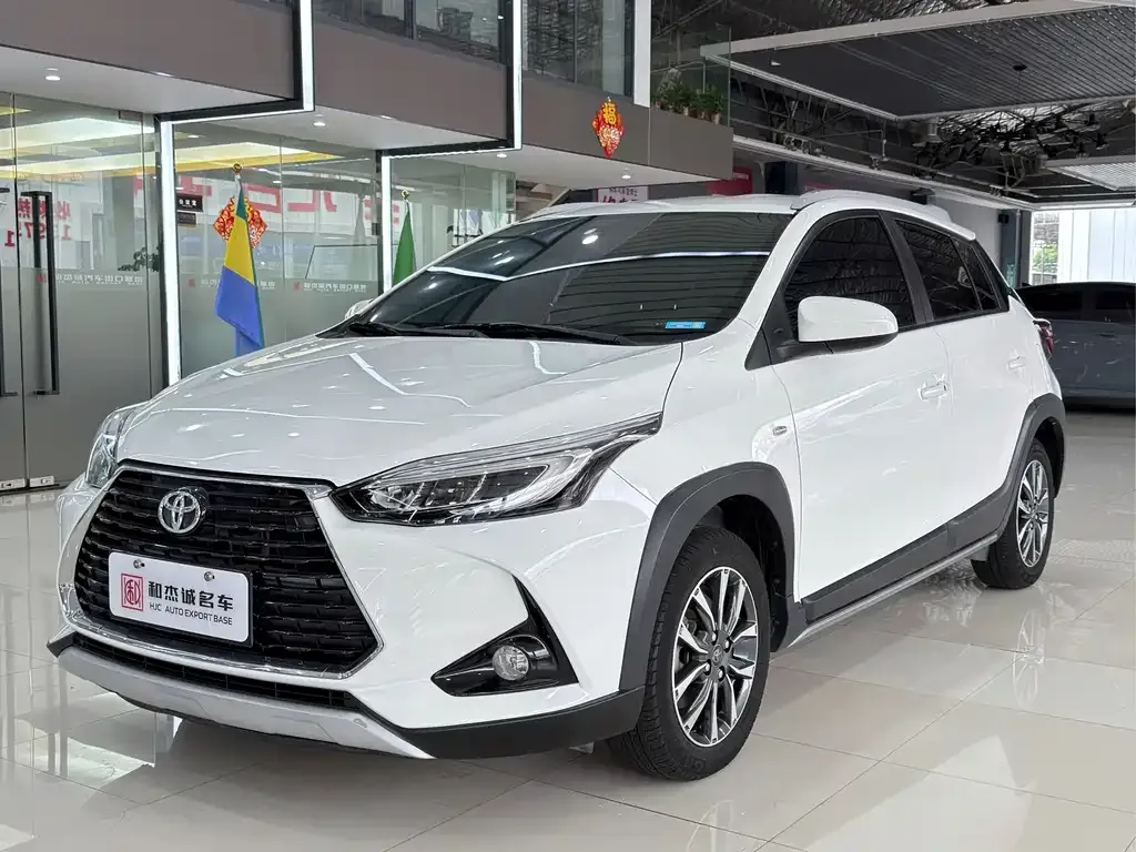 Toyota Yaris L