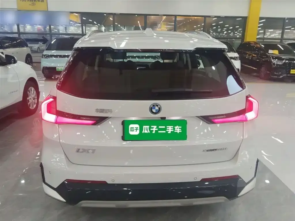 BMW iX1 2024 из CN, фото 5