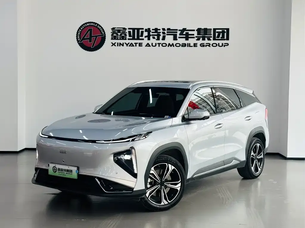 Geely Galaxy L7 — фото 1