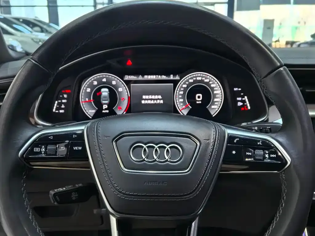 Audi A6L — фото 8