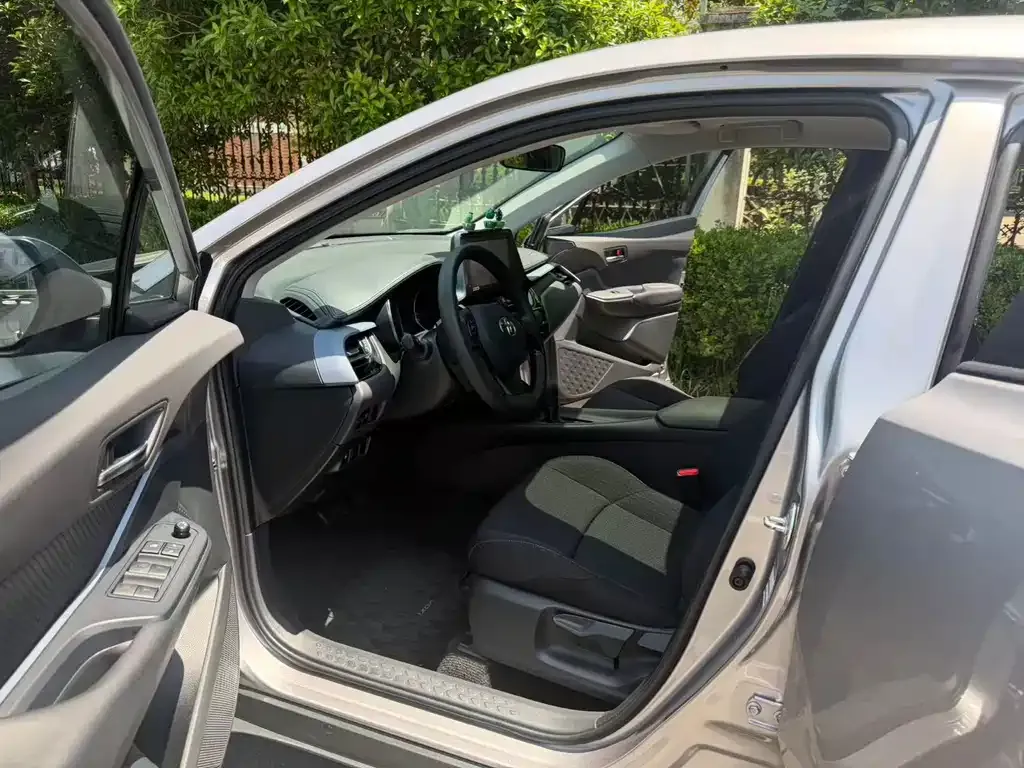 Toyota IZOA 2022 из CN, фото 4