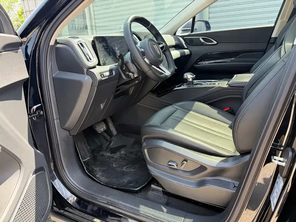 Hongqi HS3 PHEV 2024 из CN, фото 2