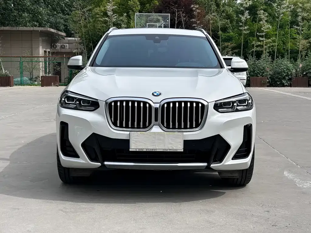 BMW X3 — фото 9