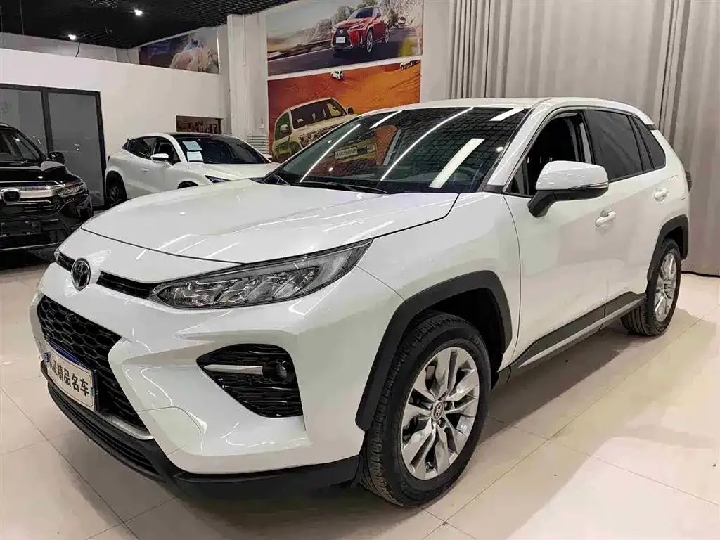Toyota Wildlander — фото 1