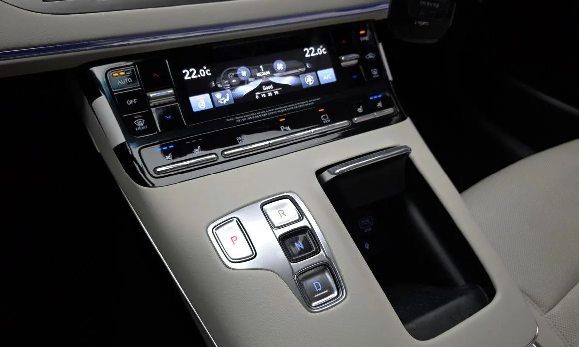 Hyundai Grandeur — фото 10