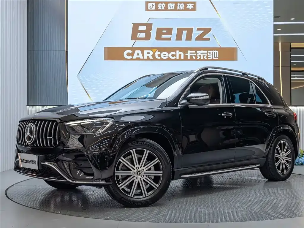 Mercedes-Benz GLE — фото 1