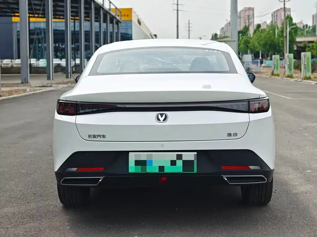 Changan Eado PHEV 2026 из CN, фото 9
