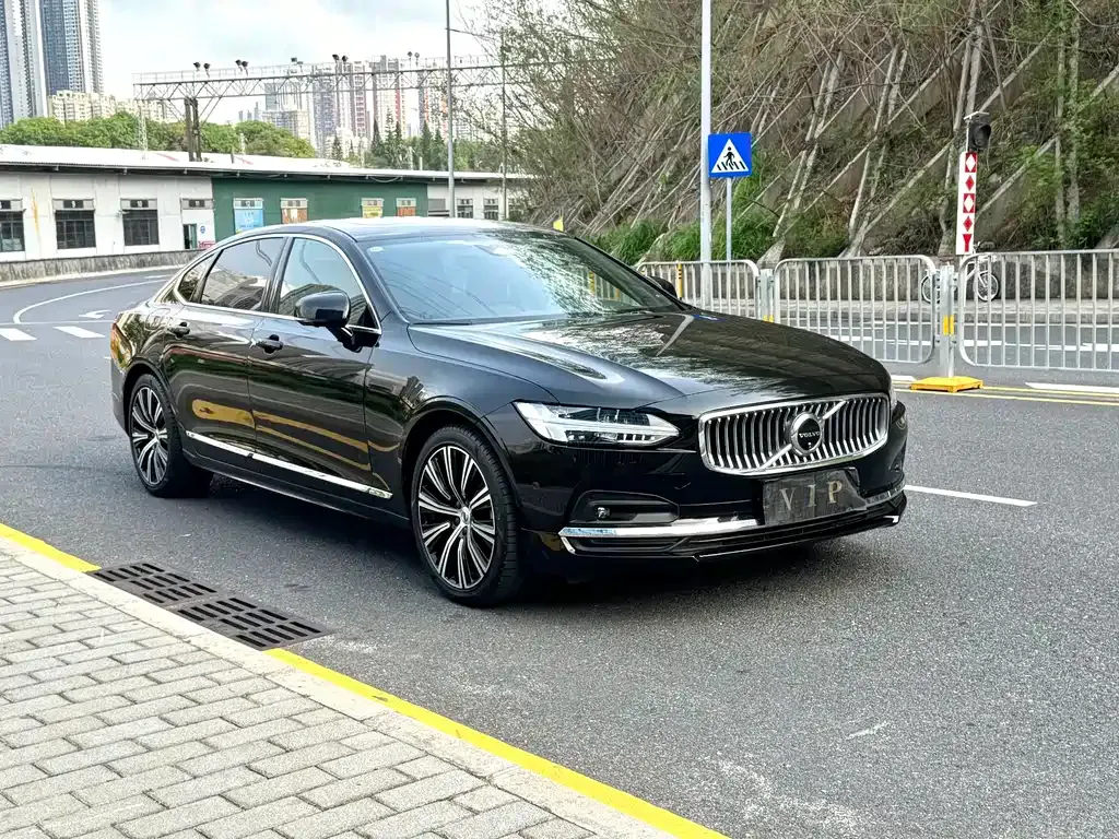 Volvo S90 — фото 5