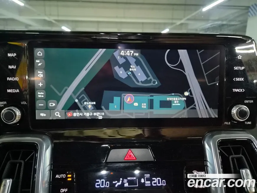 Kia Sorento — фото 10
