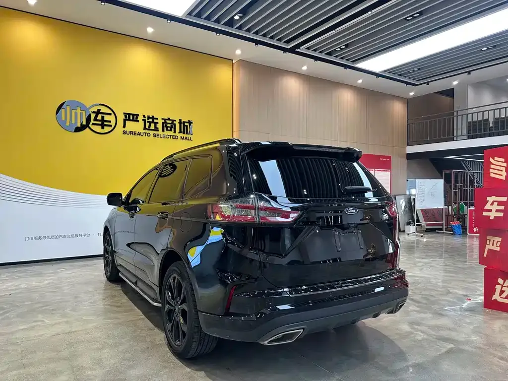 Ford Edge — фото 5