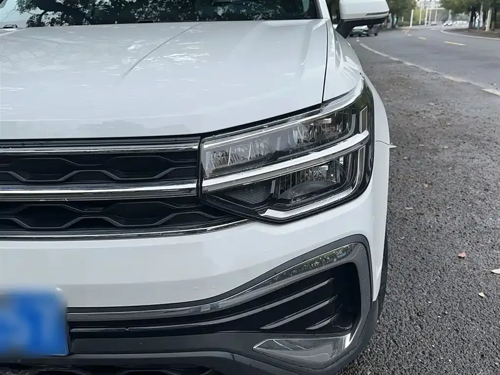 Volkswagen Tharu — фото 3