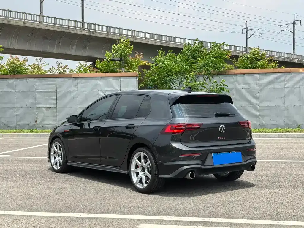 Volkswagen Golf GTI 2022 из CN, фото 4
