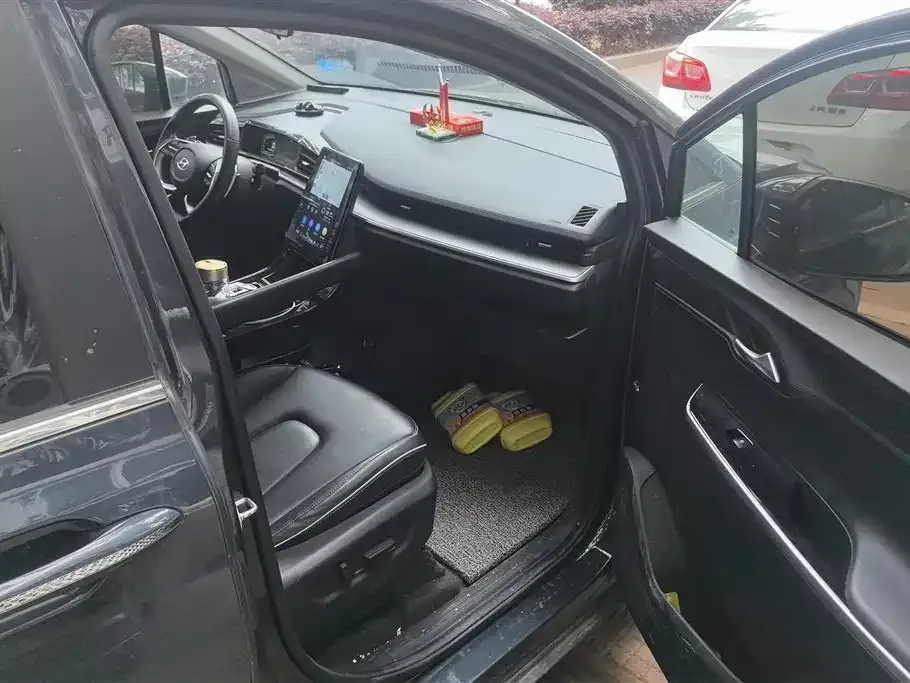 Hyundai Custo — фото 2