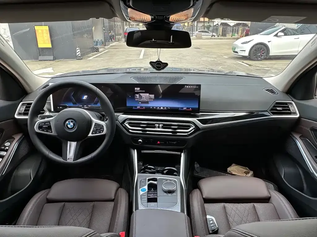 BMW i3 — фото 3
