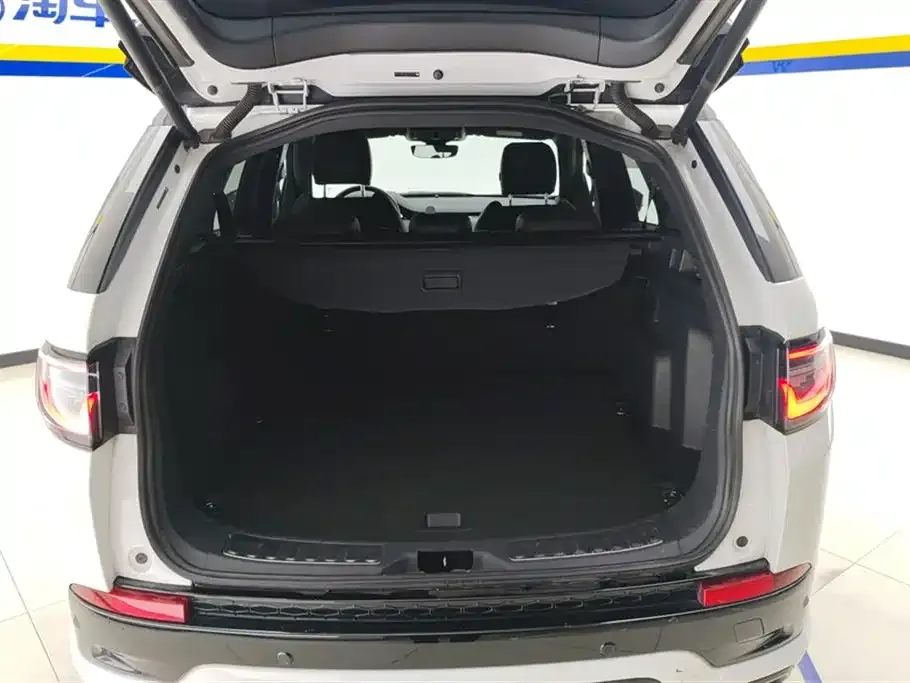 Land Rover Discovery Sport — фото 2