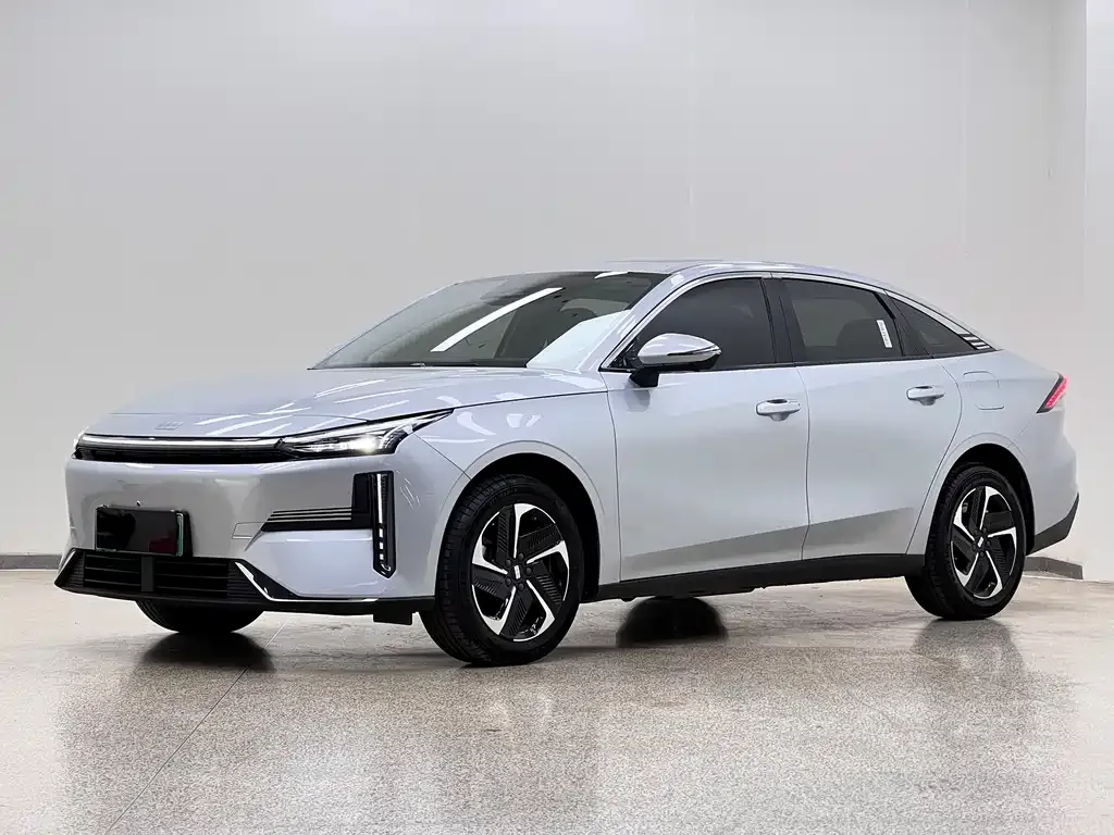 Geely Galaxy L6