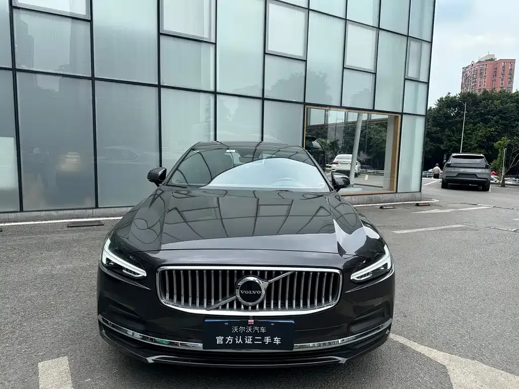Volvo S90 — фото 4